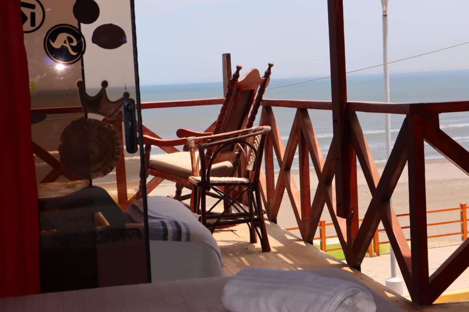 Suenos De Chicama Hostel ปวยร์โต จิกามา ภายนอก รูปภาพ