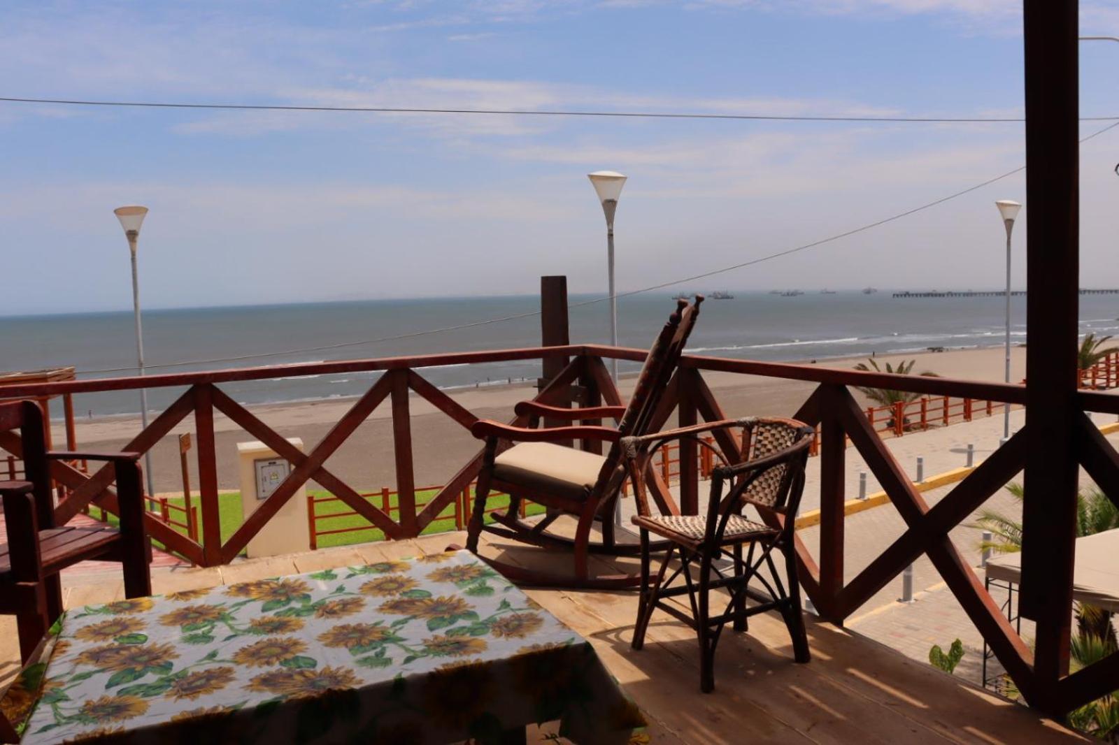 Suenos De Chicama Hostel ปวยร์โต จิกามา ภายนอก รูปภาพ