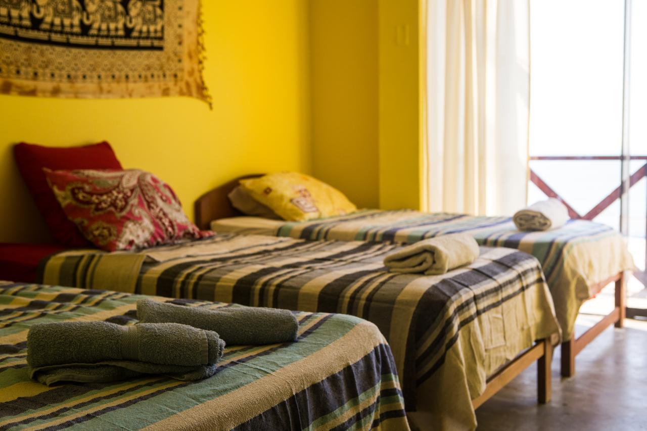 Suenos De Chicama Hostel ปวยร์โต จิกามา ภายนอก รูปภาพ